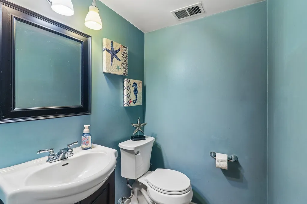 739 High Ridge Road Roselle IL 60172