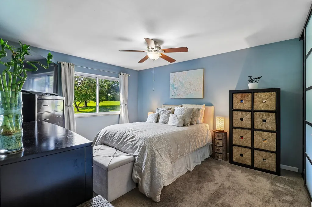 739 High Ridge Road Roselle IL 60172
