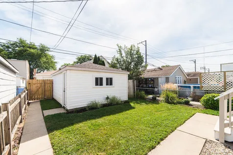 5625 North Menard Avenue Chicago IL 60646