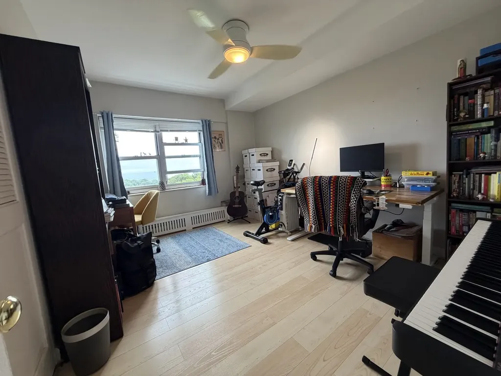 4980 North Marine Drive Chicago IL 60640
