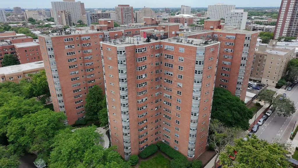 4980 North Marine Drive Chicago IL 60640