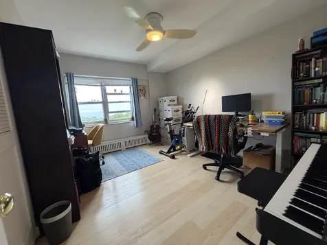 4980 North Marine Drive Chicago IL 60640