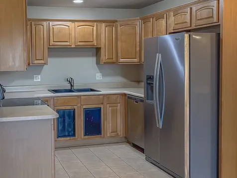 102 Essex, Unit #9 Lane Savoy IL 61874