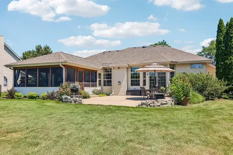 5715 Saddle Ridge Johnsburg IL 60051