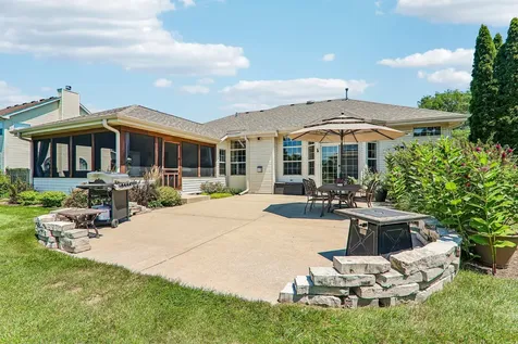 5715 Saddle Ridge Johnsburg IL 60051