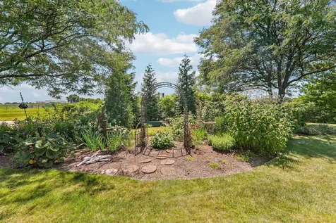 5715 Saddle Ridge Johnsburg IL 60051