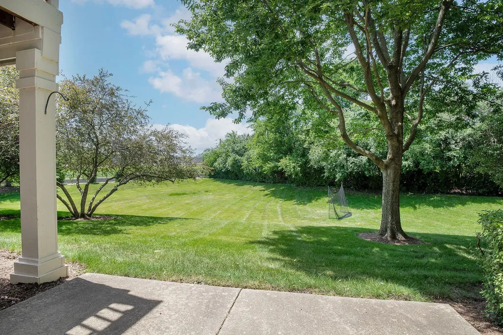 770 Stonewall Court Schaumburg IL 60173