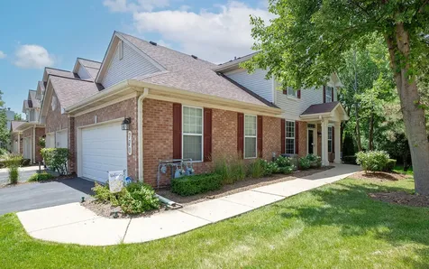 770 Stonewall Court Schaumburg IL 60173