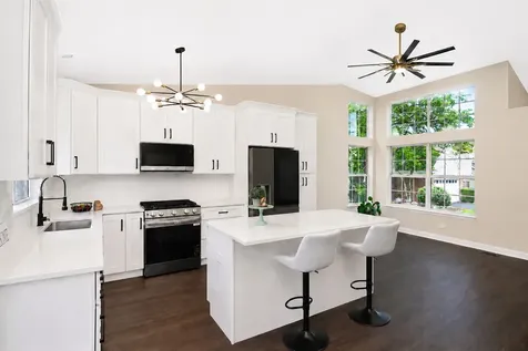 1414 Montauk Court Bartlett IL 60103