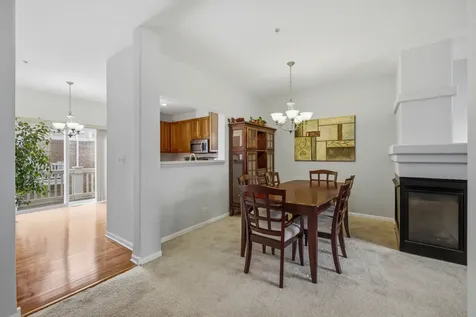 6132 Washington Court Morton Grove IL 60053