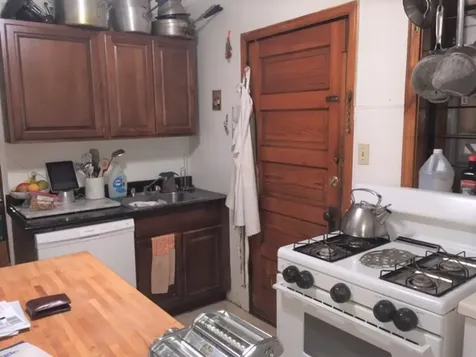2200 West Berteau Avenue Chicago IL 60618