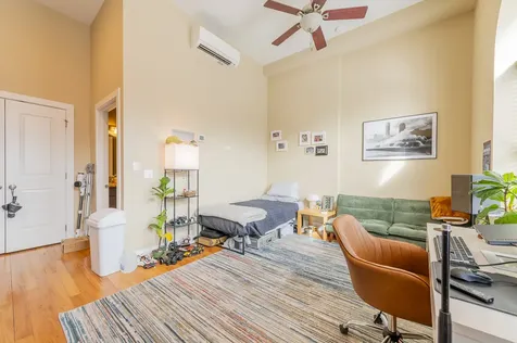 3140 South Indiana Avenue Chicago IL 60616