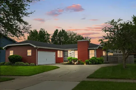 5733 Woodgate Drive Matteson IL 60443