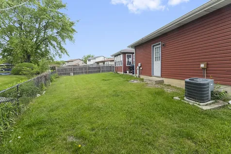 5733 Woodgate Drive Matteson IL 60443