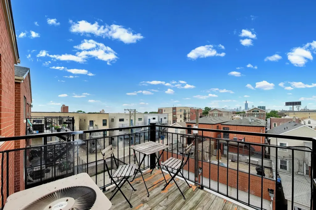 519 South Maplewood Avenue Chicago IL 60612