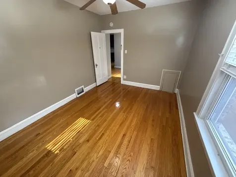 5327 West Wolfram Street Chicago IL 60641