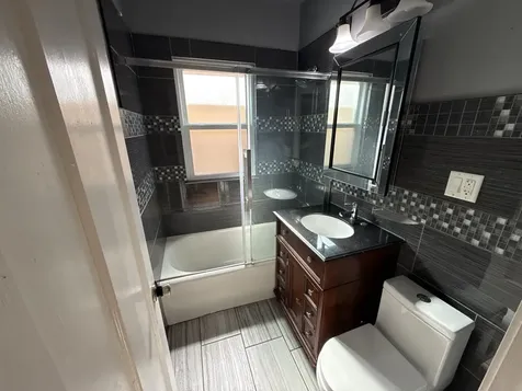 5327 West Wolfram Street Chicago IL 60641