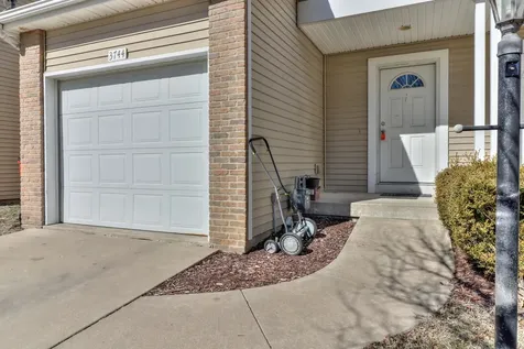 3738-3744 Summer Sage Court Champaign IL 61822