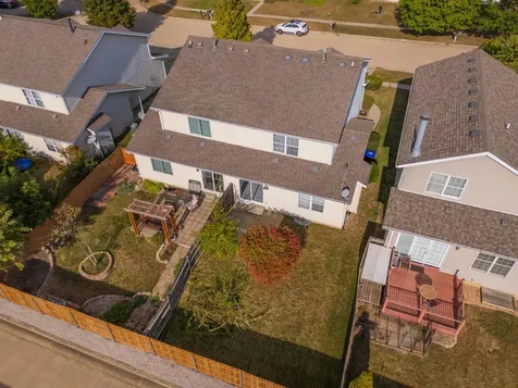26 Vermont Avenue Bloomington IL 61701