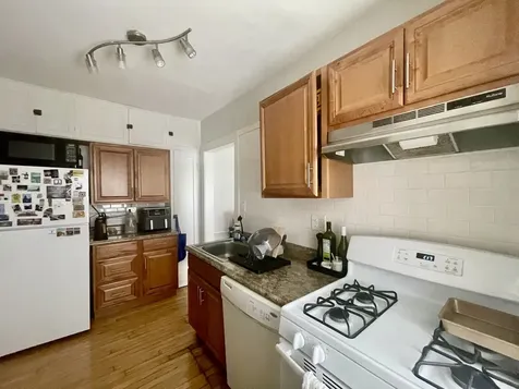 1112 Grove Street Evanston IL 60201