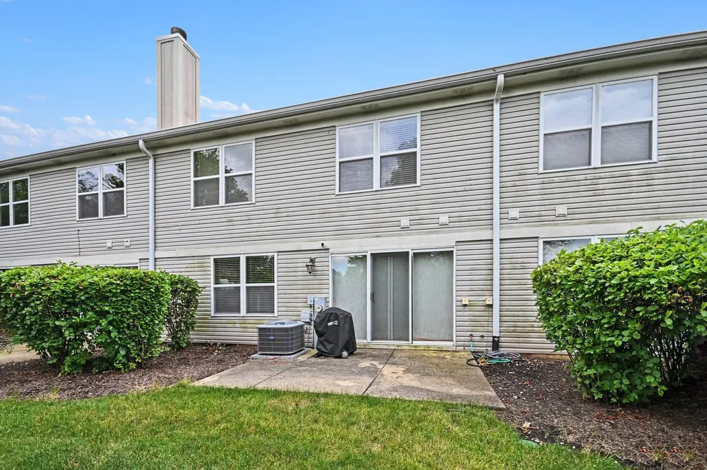3025 Crystal Rock Road Naperville IL 60564