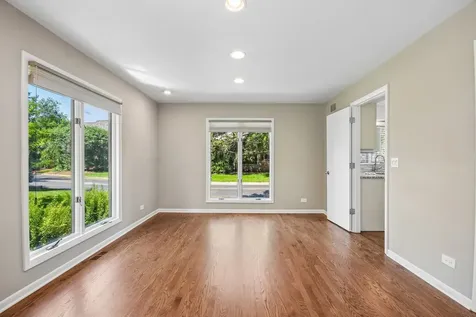 985 Coventry Lane Highland Park IL 60035