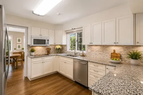 985 Coventry Lane Highland Park IL 60035
