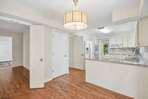 985 Coventry Lane Highland Park IL 60035