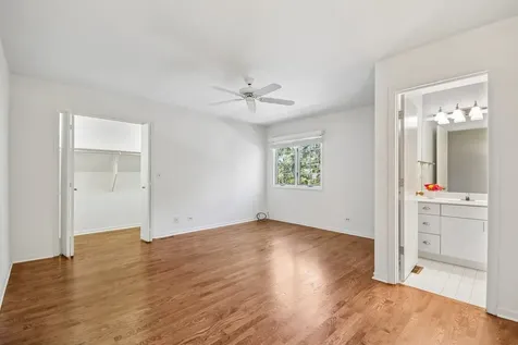 985 Coventry Lane Highland Park IL 60035