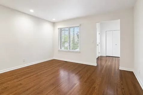 985 Coventry Lane Highland Park IL 60035