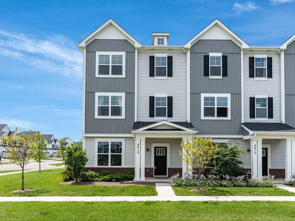 4415 Chelsea Manor Circle Aurora IL 60504