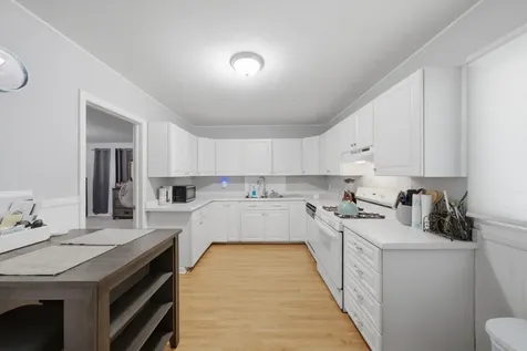 4618 W Lakeshore Drive Mccullom Lake IL 60050