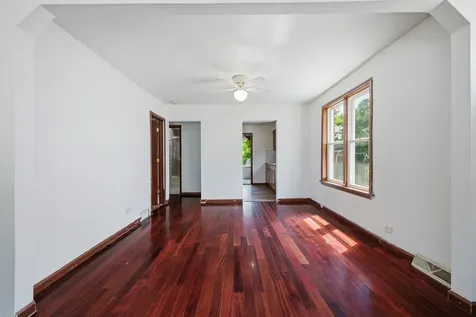 1375 Whitcomb Avenue Des Plaines IL 60018