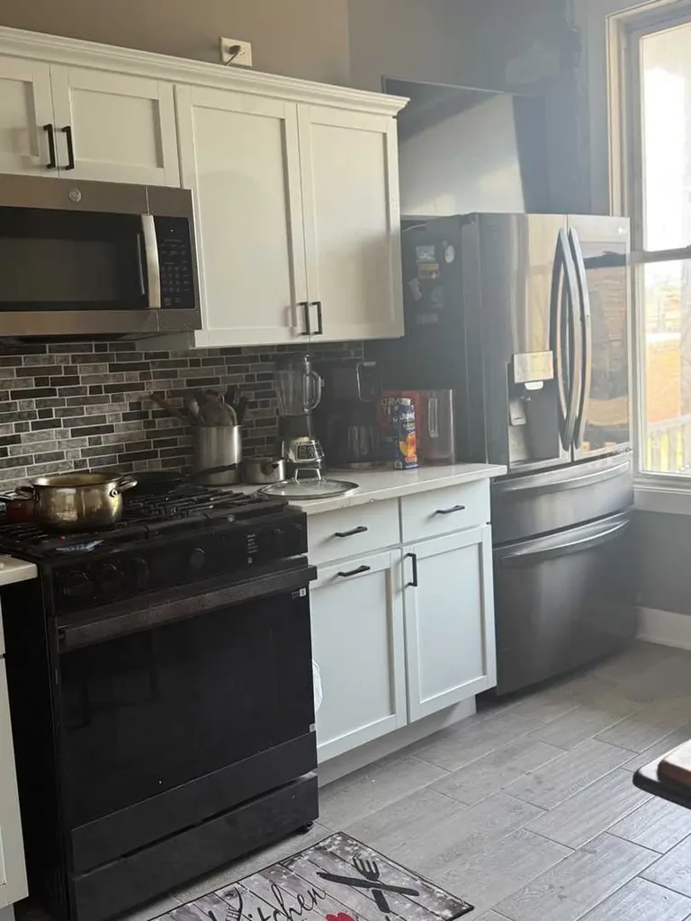 3931 West Grenshaw Street Chicago IL 60624