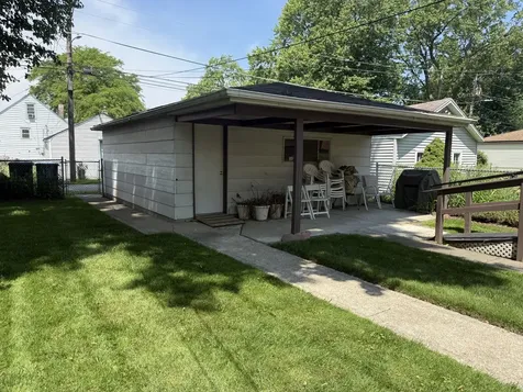 12448 Elizabeth Street S Calumet Park IL 60827