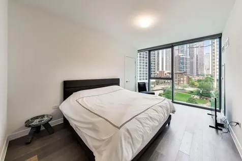 211 North Harbor Drive Chicago IL 60601