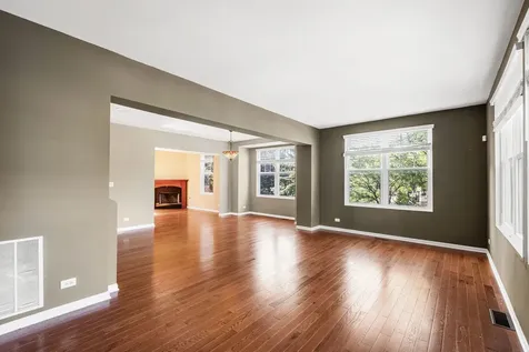3845 North Milwaukee Avenue Chicago IL 60641