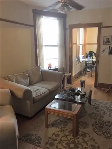 1042 West George Street Chicago IL 60657