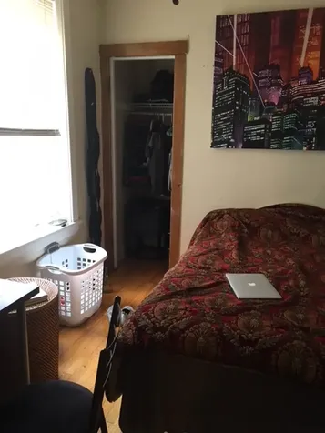 1042 West George Street Chicago IL 60657