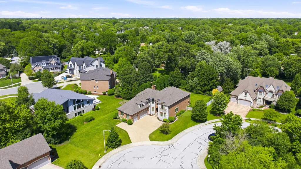 1736 Brian Grant Court Downers Grove IL 60516