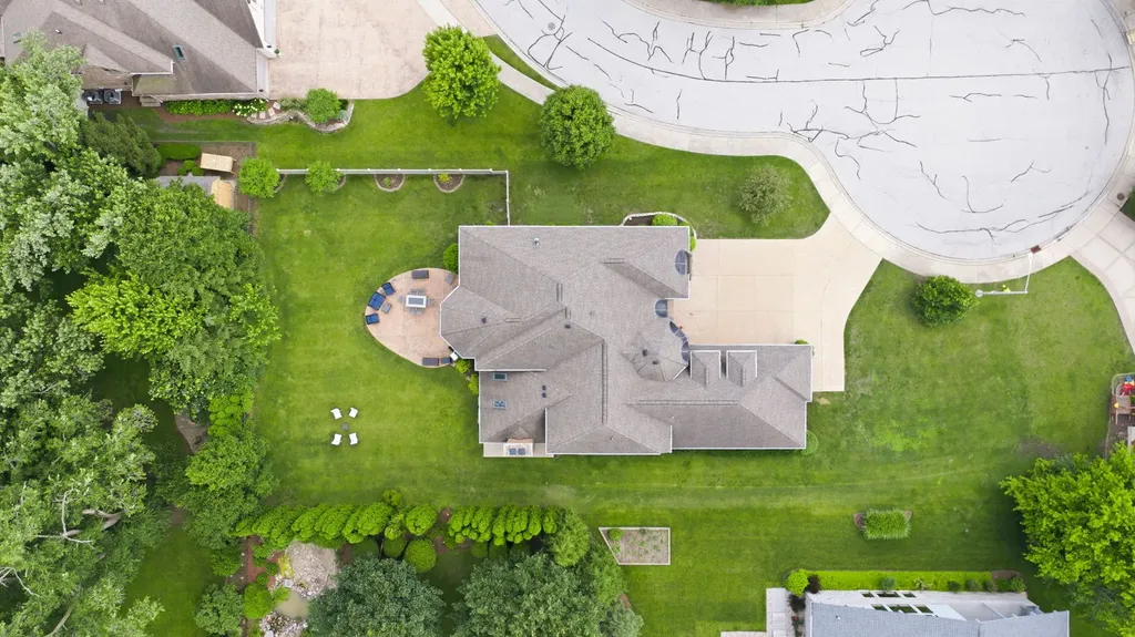 1736 Brian Grant Court Downers Grove IL 60516