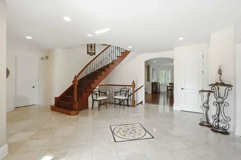 1736 Brian Grant Court Downers Grove IL 60516