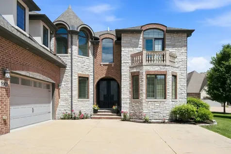 1736 Brian Grant Court Downers Grove IL 60516