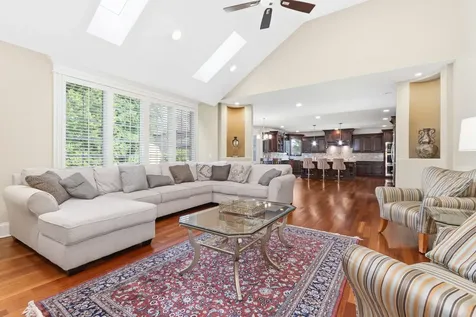 1736 Brian Grant Court Downers Grove IL 60516