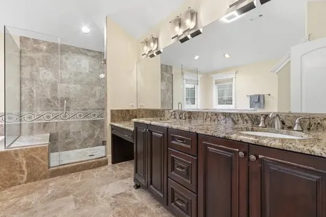 1736 Brian Grant Court Downers Grove IL 60516