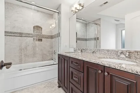 1736 Brian Grant Court Downers Grove IL 60516