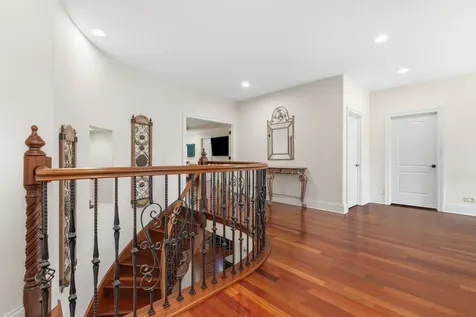 1736 Brian Grant Court Downers Grove IL 60516