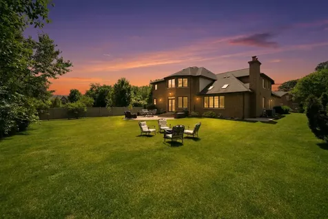 1736 Brian Grant Court Downers Grove IL 60516