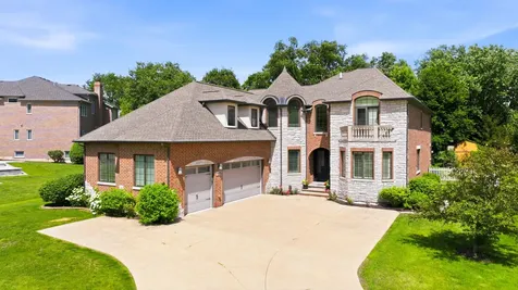 1736 Brian Grant Court Downers Grove IL 60516