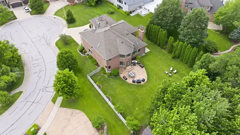 1736 Brian Grant Court Downers Grove IL 60516